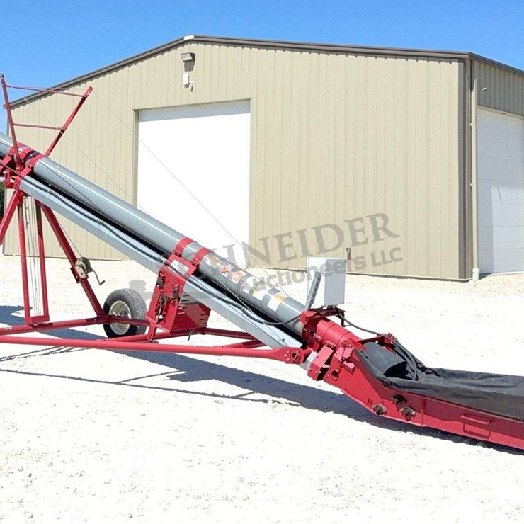 Mayrath 35' x 15" belt conveyor
