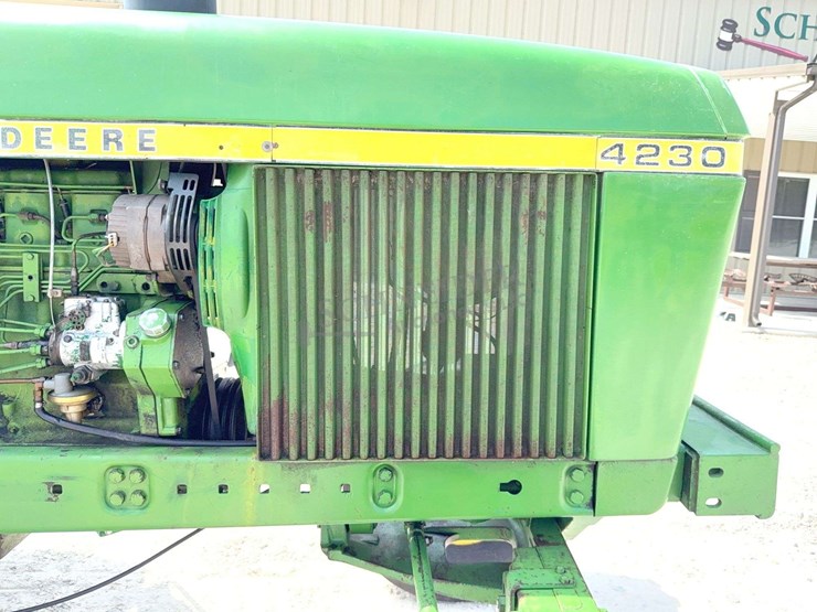 john-deere-4230-image-40