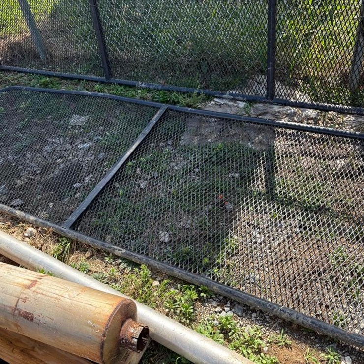 Gate