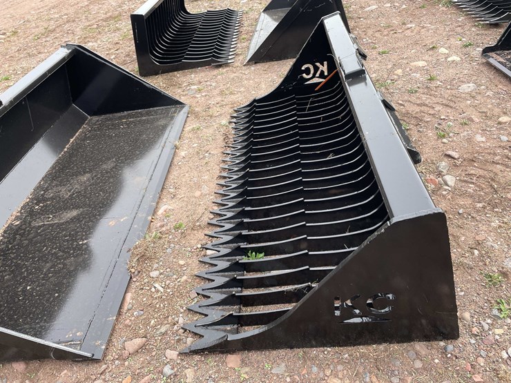 #5111-•-72-in.-qt-fine-skeleton-bucket-high-side-image-7