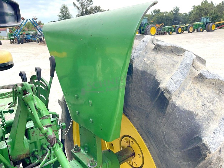 john-deere-2840-image-34