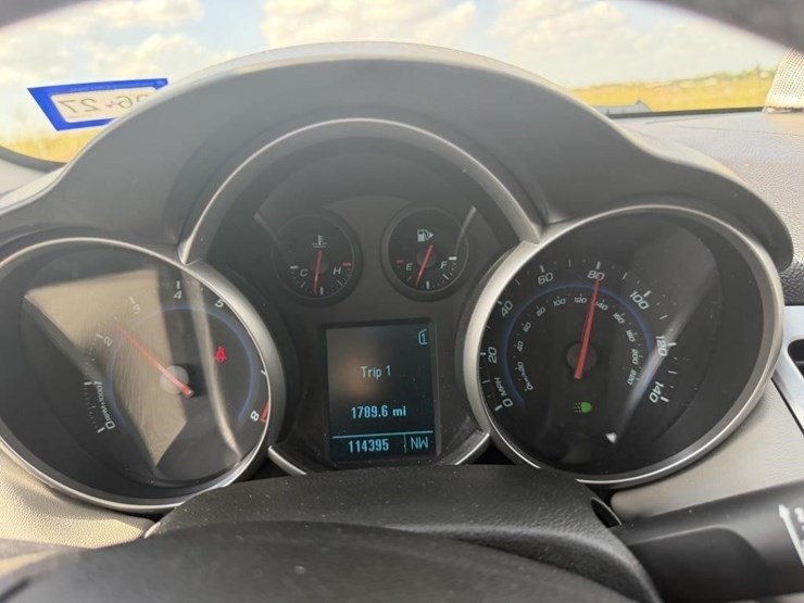 l1---2011-chevy-cruze-image-16