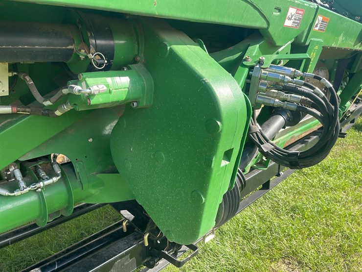 2012-john-deere-640-image-13