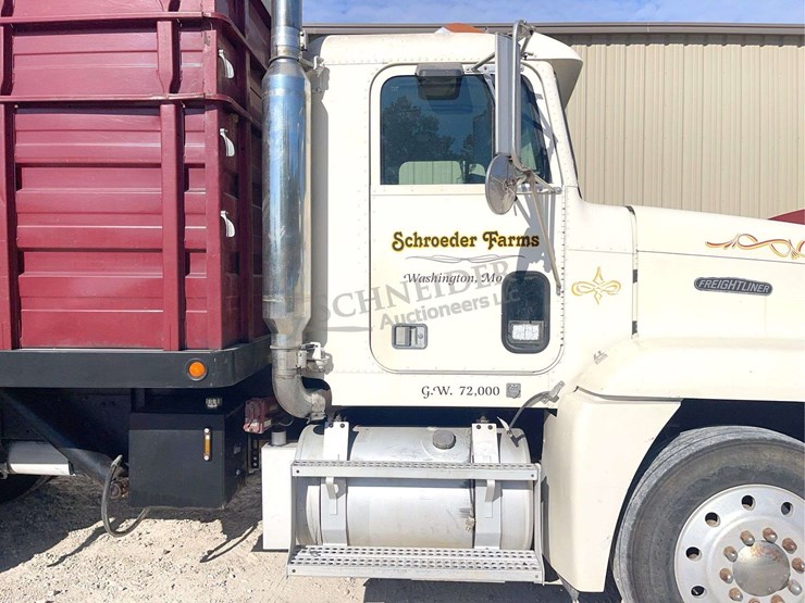 1989-freightliner-tandem-axle-grain-truck-image-19
