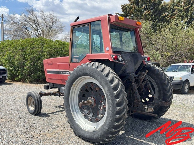 1991-john-deere-4755-image-3