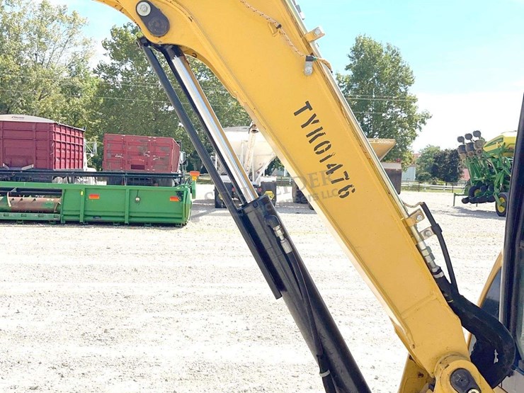 2012-caterpillar-304d-cr-image-34