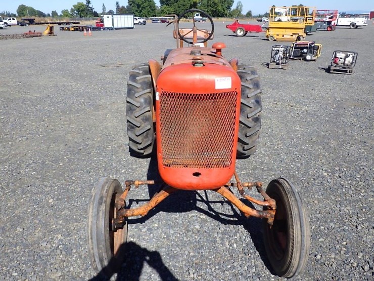 allis-chalmers-b-tractor-image-8