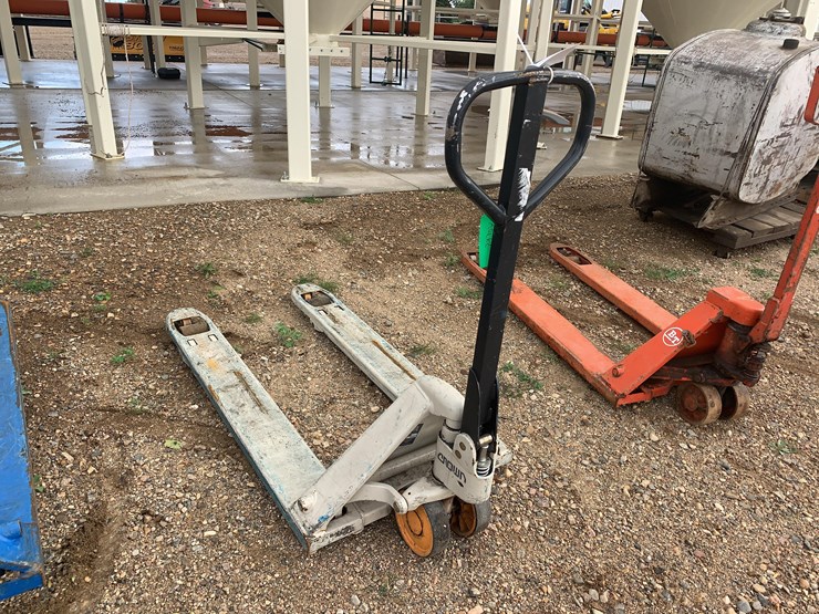 pallet-jack-image-2