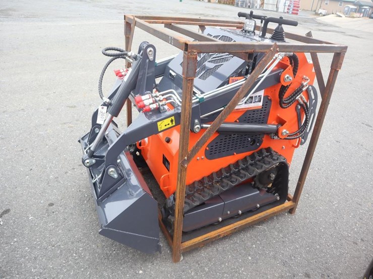 tpm-t460-pro-stand-on-skid-steer-loader-image-4