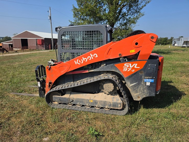 2024-kubota-svl97-2-image-4