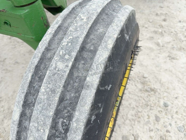 john-deere-2550-image-49
