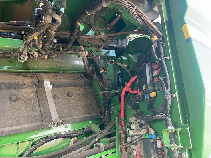 john-deere-s670-image-16