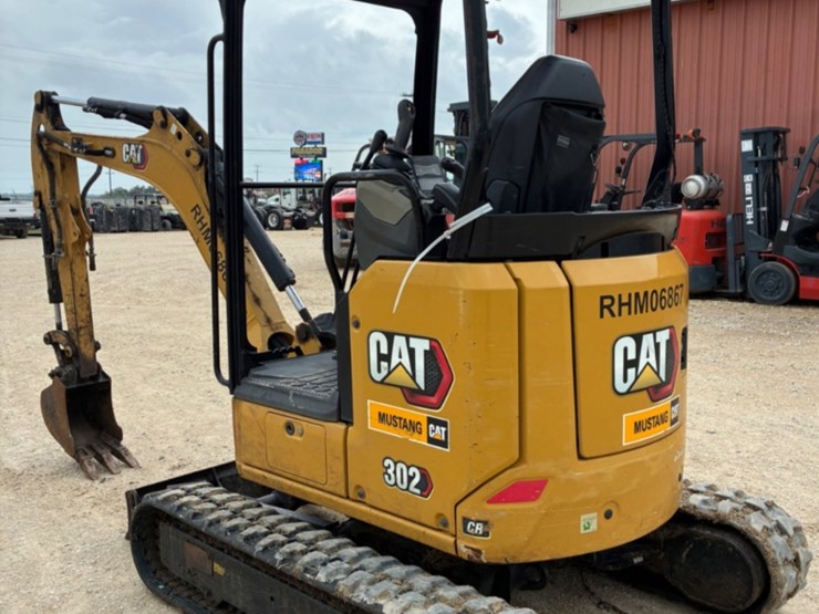 2024-caterpillar-c11-image-4
