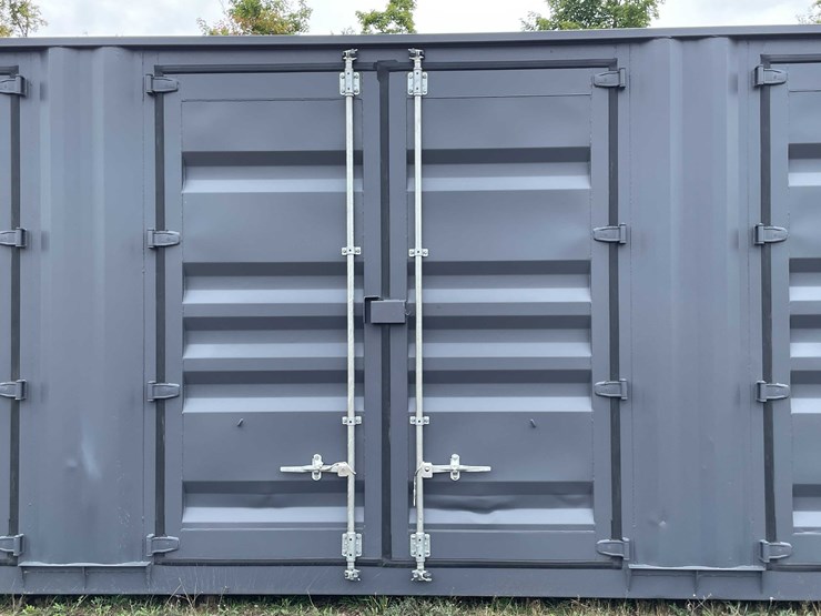 #5063-•-2026-40'-high-cube-multi-door-shipping-container-image-9