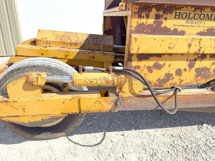 holcomb-pull-type-ejector-scraper-image-28