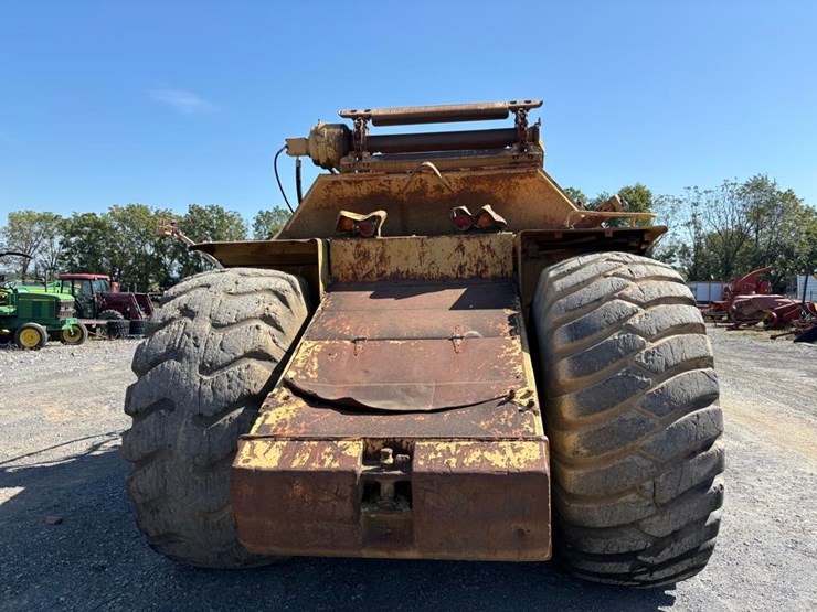 caterpillar-615-image-11