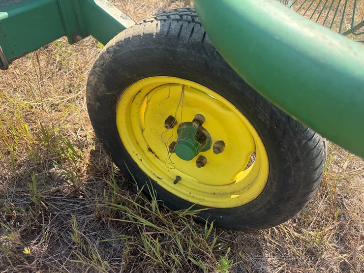 john-deere-702-image-8