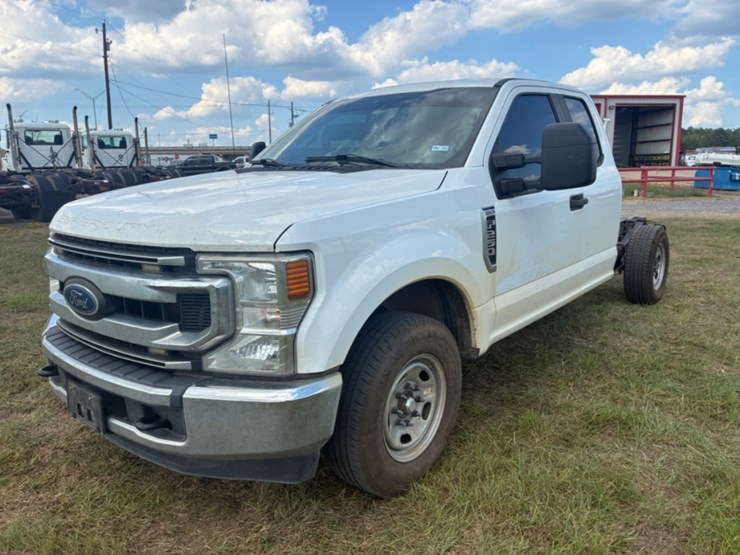 2021-ford-f250-image-1