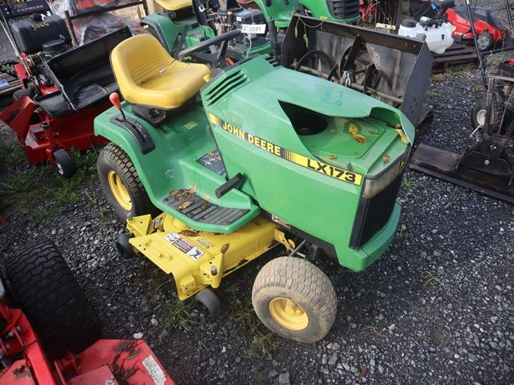 john-deere-lx173-image-2