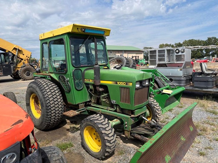 john-deere-1050-image-7