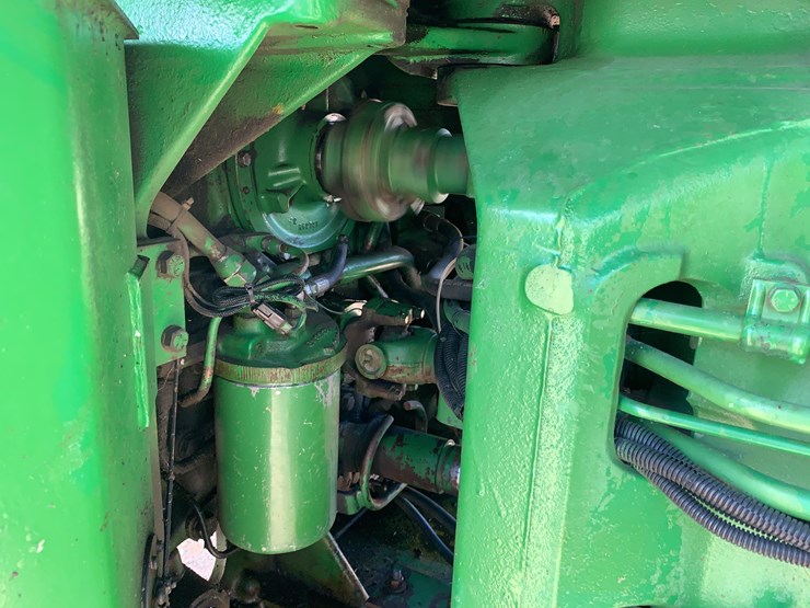 john-deere-8640-image-28