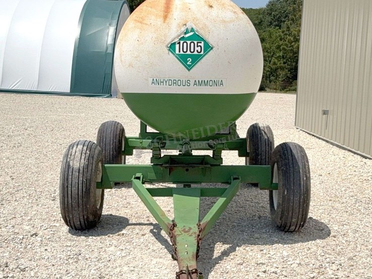 1,000-gallon-anhydrous-wagon-image-8