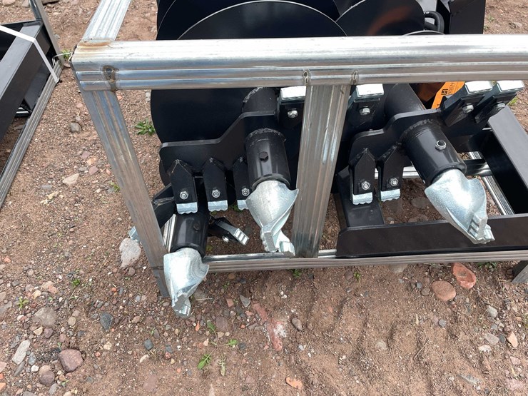 #5141-•-2026-jct-skid-steer-hydraulic-auger-drive-and-(3)-bits-image-7