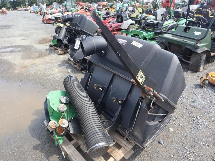 john-deere-bagger-attachment-image-4