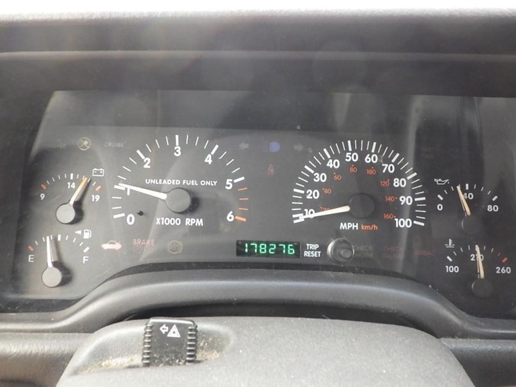 1998-jeep-cherokee-image-30