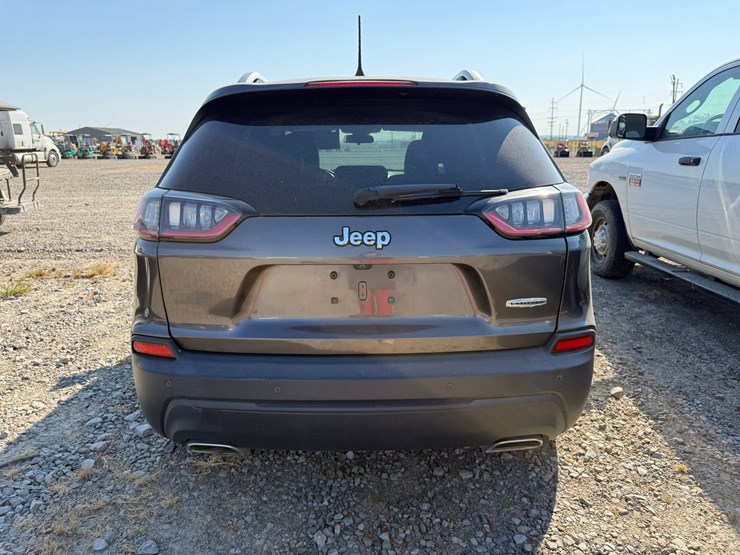 2019-jeep-cherokee-image-5