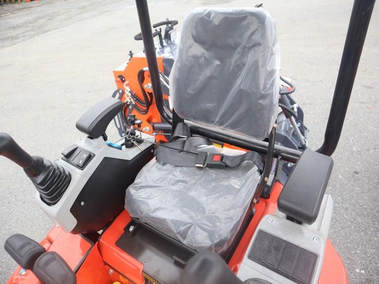tpm-18hh-mini-excavator-image-10