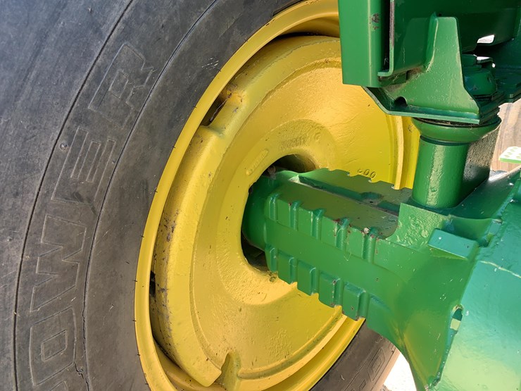 john-deere-4630-image-21
