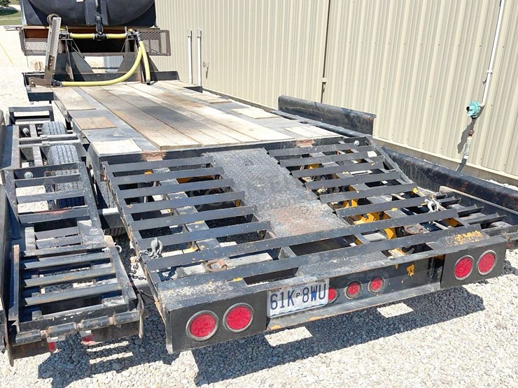 1992-custom-trailer-image-37