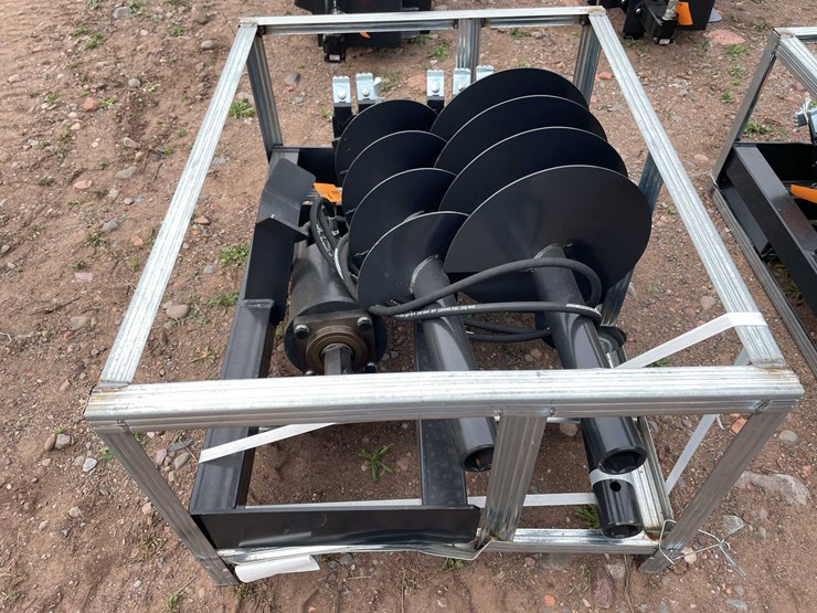 #5141-•-2026-jct-skid-steer-hydraulic-auger-drive-and-(3)-bits-image-4