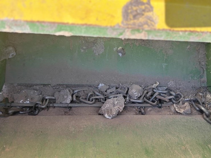 john-deere-8300-image-10