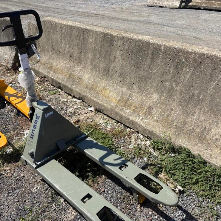 36in Pallet Truck
