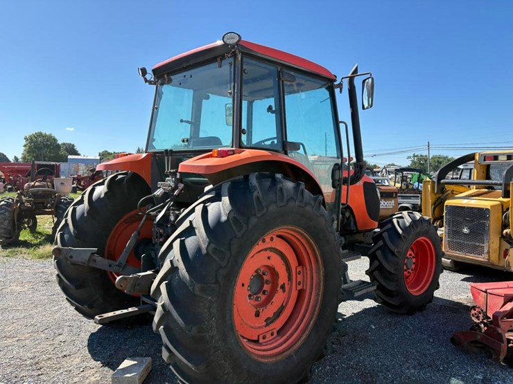 2011-kubota-m108s-image-7