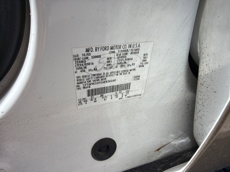2004-ford-f350-image-13