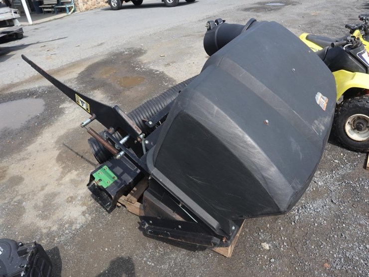 john-deere-bagger-attachment-image-4