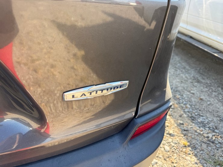 2019-jeep-cherokee-image-7