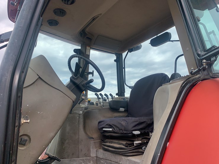case-mxm-175--tractor-image-22