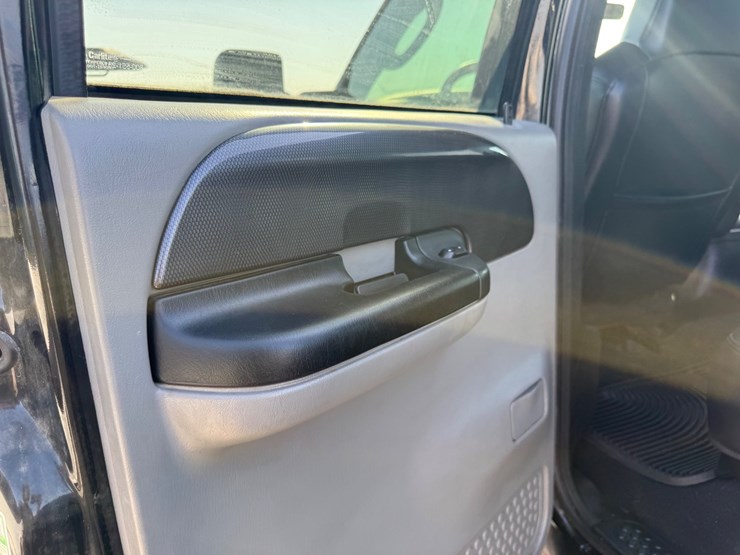 2003-ford-f250-image-43