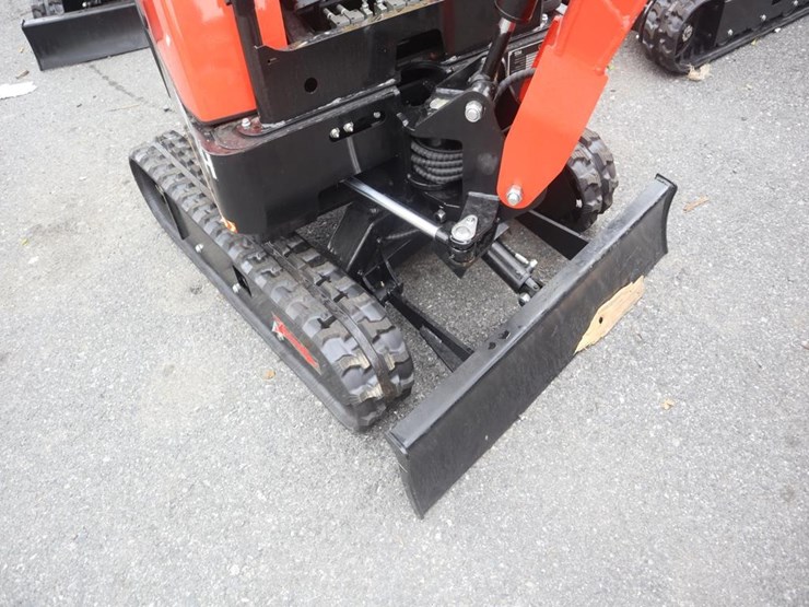 tpm-18hh-mini-excavator-image-7