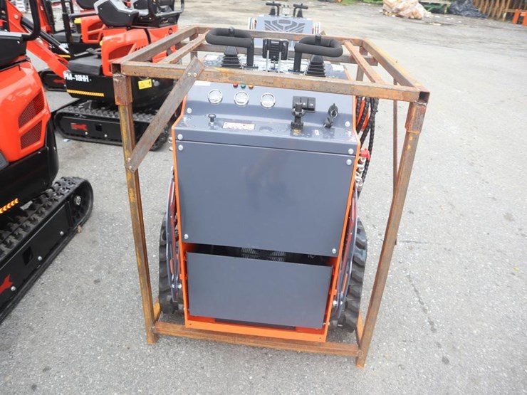 tpm-t460-pro-stand-on-skid-steer-loader-image-6