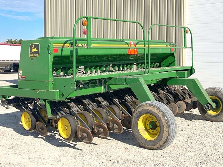 john-deere-750-image-7