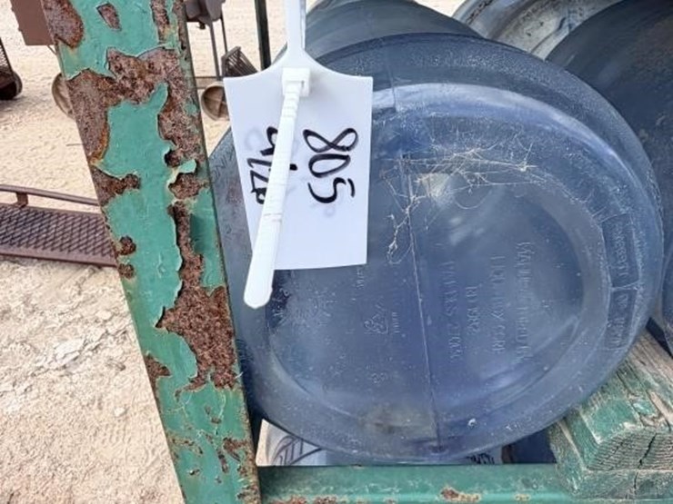 l3---water-jug-storage-shelf/storage-racks-image-4