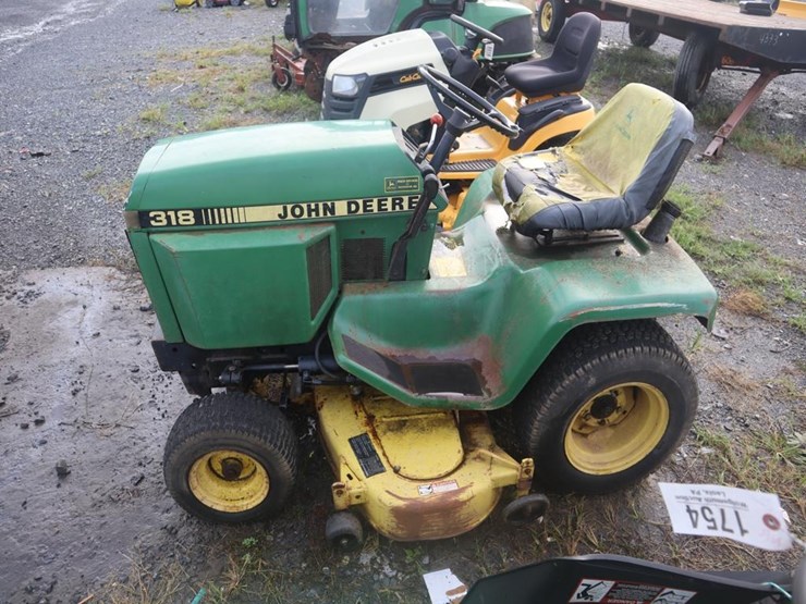 john-deere-318-image-5