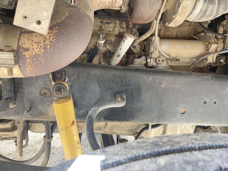 1989-freightliner-tandem-axle-grain-truck-image-18
