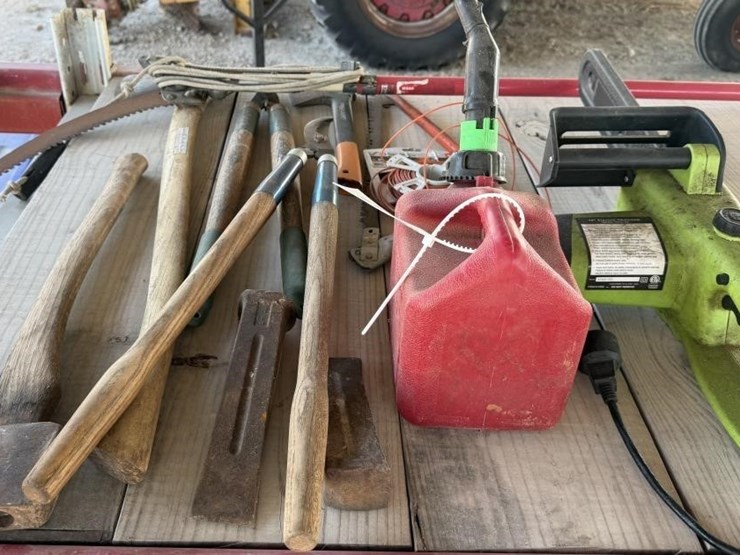 sl--assorted-yard-tools-image-1