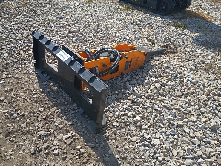 #26905-•-future-hydraulic-breaker-skid-steer-attachment-image-8
